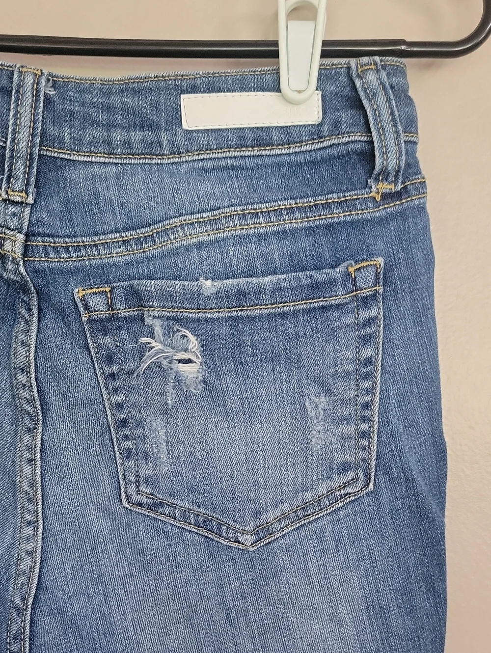 Cello Distressed Jean Shorts With Frayed Hem Size 5